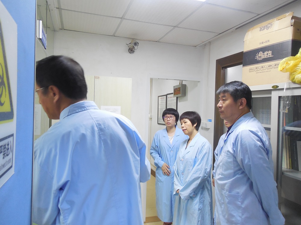 专家评审组对我所实验室进行“国家实验室2020年度认可复评审与监督评审”（图片）3